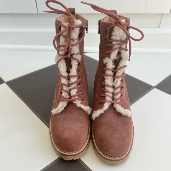 Anthropologie Seychelles muted pink Sherpa boots - never worn NEW - Picture 2 of 9